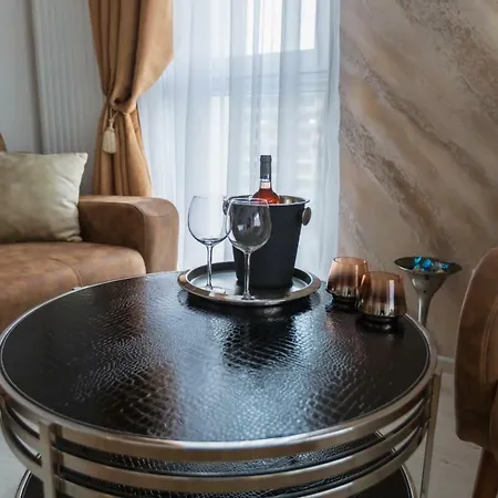 Apartment Alonisos Lux Braşov Esterno foto